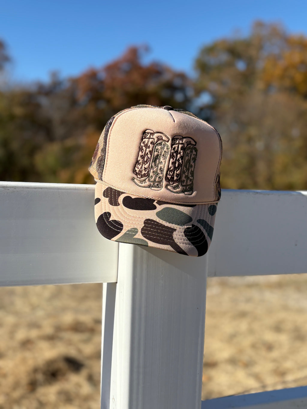CAMO BOOT HAT